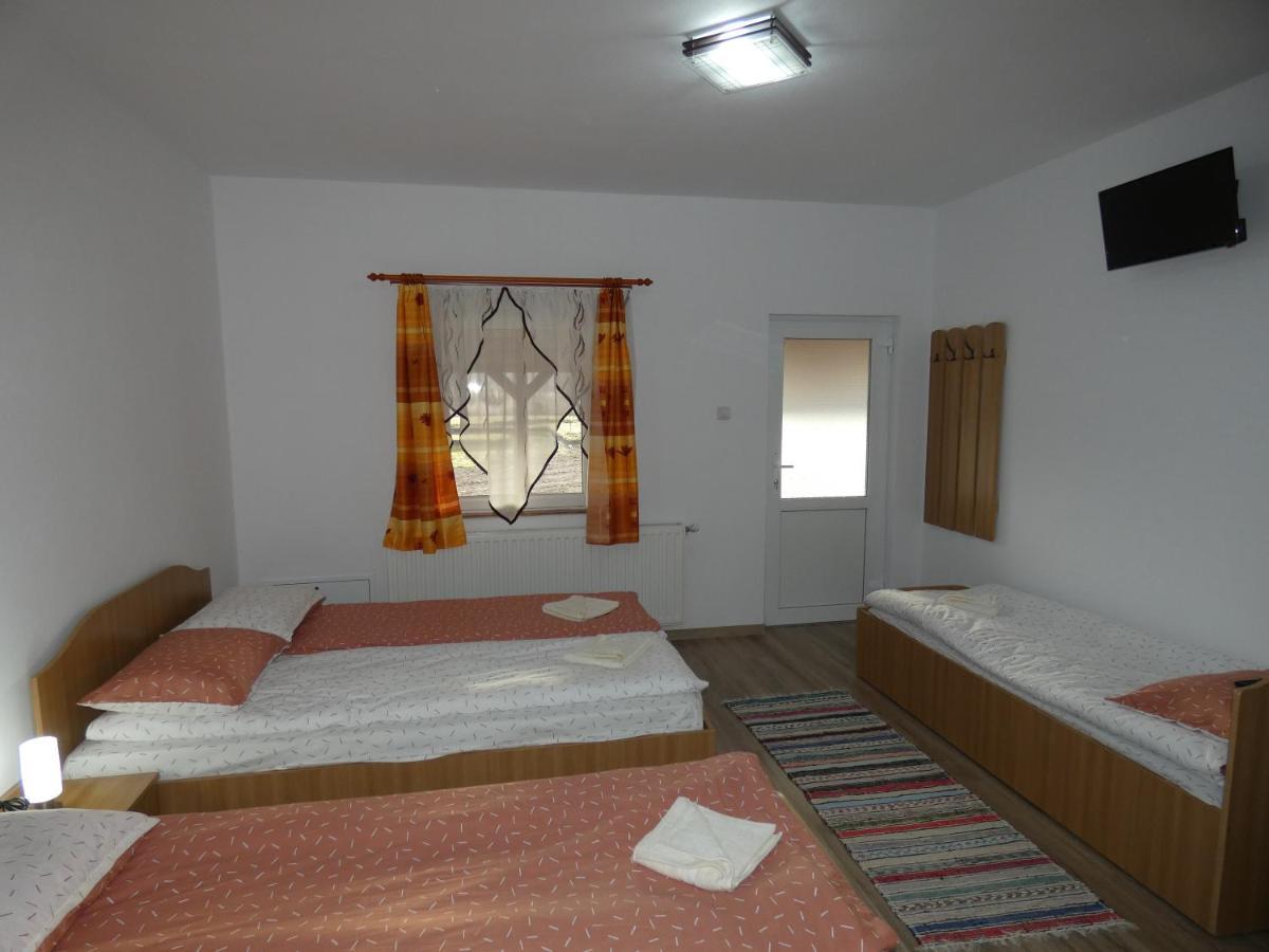 Kacso Apartma Ocna de Sus Exterior photo